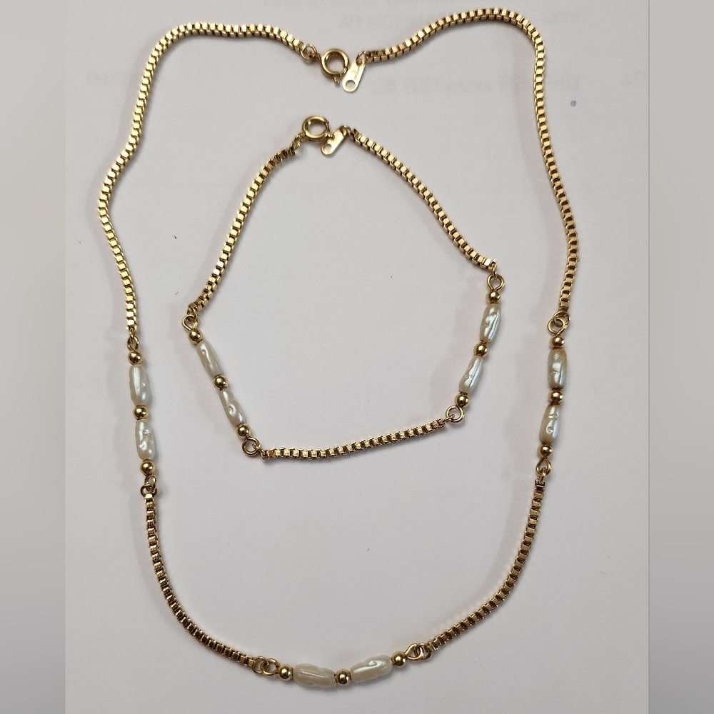 Amerik Elegant Gold Tone and Pearl Necklace Set